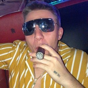 Meet your Posher, Liam